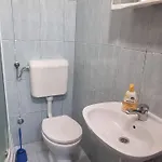 شقة Evala